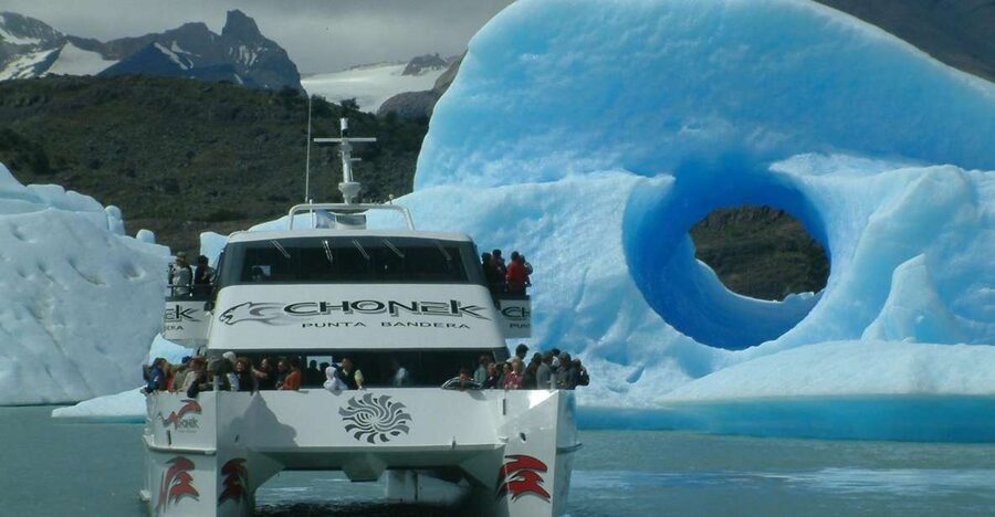 El Calafate: All Glaciers Boat Trip - Upsala Glacier: the distant giant