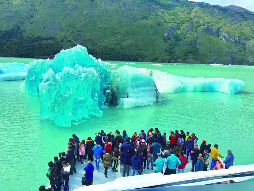 El Calafate: Glaciers Gourmet Experience - Full Day Cruise - What the 4.8 rating means for your decision