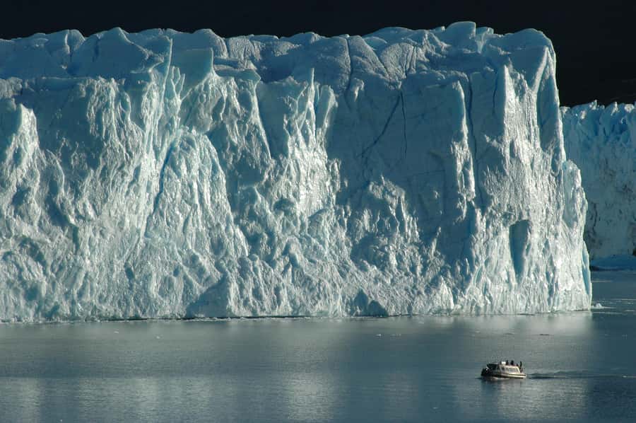El Calafate: Perito Moreno Glacier & Optional Boat Cruise - Transport, timing, and the value of $80