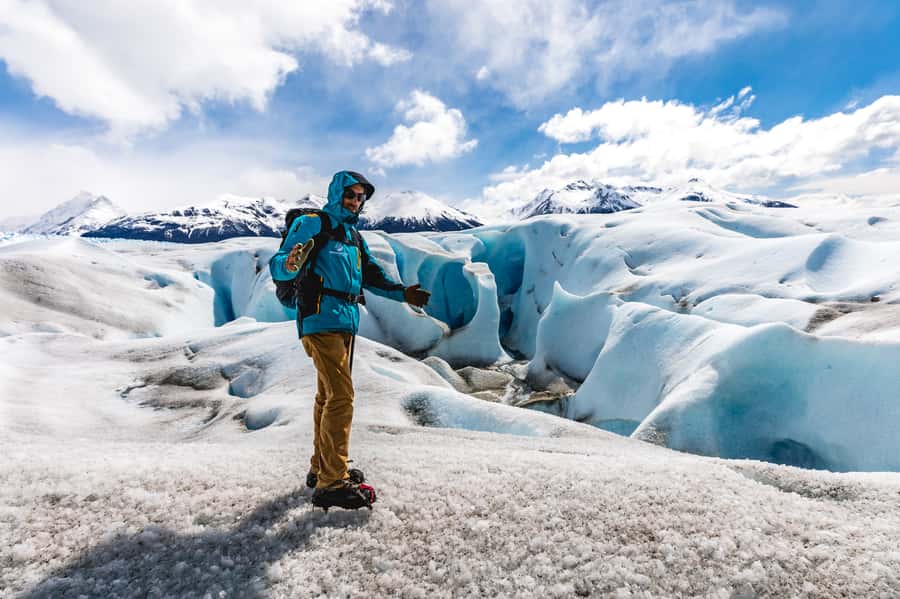 El Calafate: Perito Moreno Glacier Trekking Tour and Cruise - Reaching the Glacier by Road and Boat