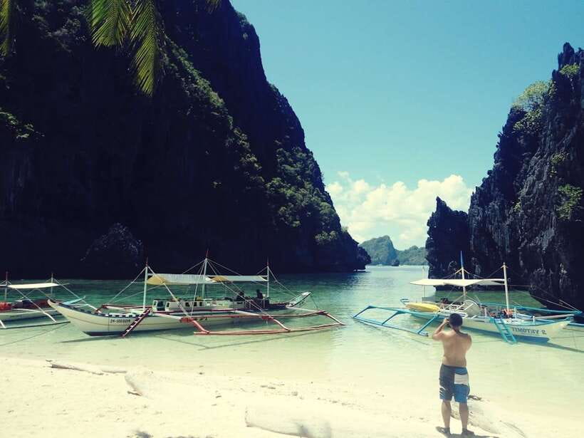 El Nido: Hidden Beaches and Lagoons Boat Hopping Tour D - Cadlao Island and Its Calm Lagoon