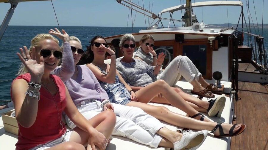 Estepona: Dolphin Watching Sailboat Cruise with Drink - How Good Is the Dolphin Watching?