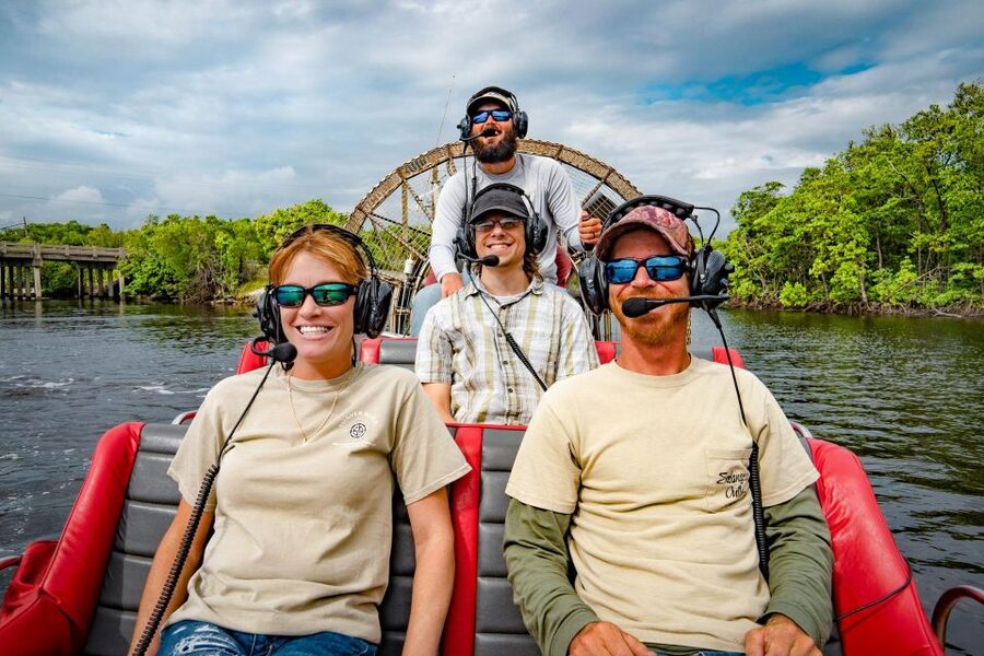 Everglades: Mangrove Maze Airboat Tour and Boardwalk - Dry-season water levels and wildlife chances