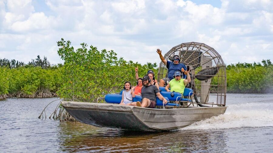 Everglades: Mangrove Maze Airboat Tour and Boardwalk - Arriving at Jungle Erv’s and getting ready
