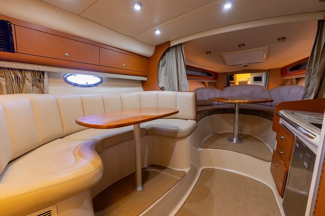 Explore Miami in Style: Private Boat Cruise Tour with Captain - Island hopping and celebrity homes