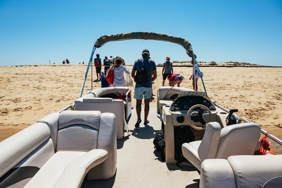 Faro: Deserta Island and Farol Island Catamaran Boat Trip - Deserta Island: Quiet Shore, Short Stop
