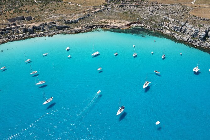 Favignana and Levanzo, Egadi islands tour by boat from Trapani - The morning begins at Cala Azzurra and Bue Marino
