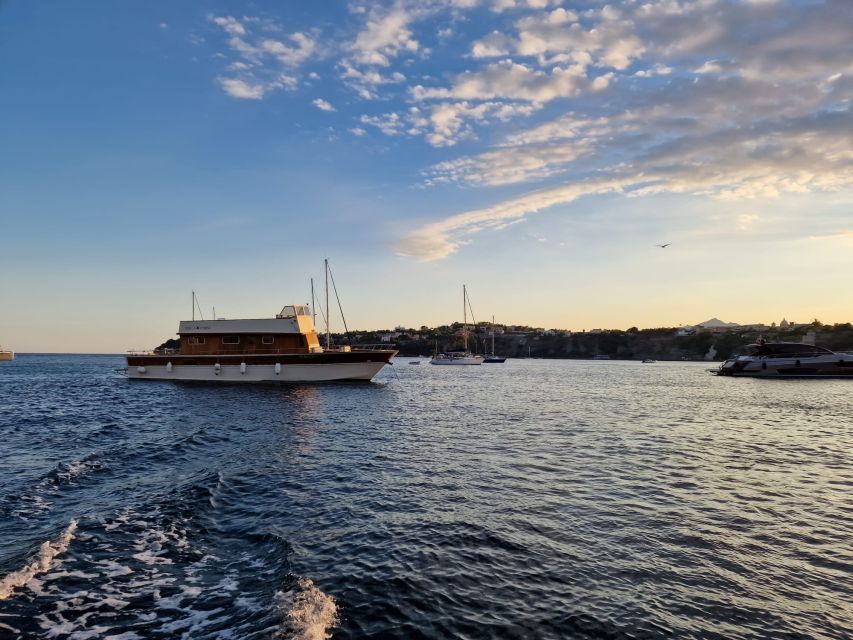 Forio: Ischia Island Boat Tour with Local Lunch and Swimming - Comfort, swimming, and what to pack