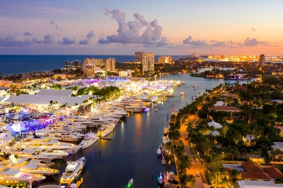 Fort Lauderdale: Millionaire's Row Cruise with Drinks - The return along Fort Lauderdale’s waterways
