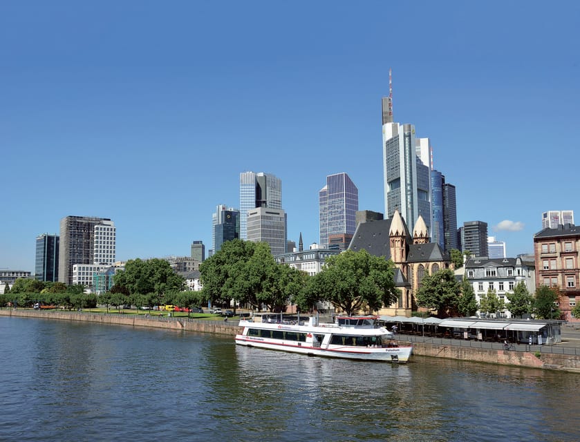 Frankfurt: 1-Hour Panorama Boat Cruise on the river Main - What the One-Hour Route Shows You