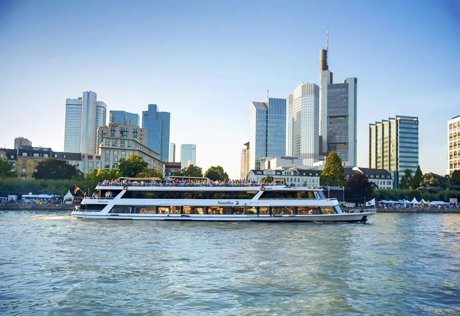 Frankfurt: River Main Sightseeing Cruise with Commentary - Seating, weather, and service on board