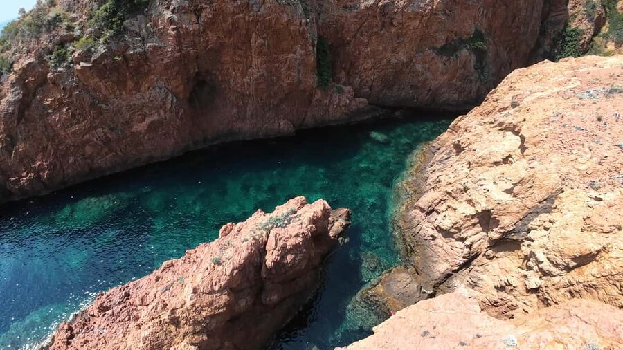 Fréjus : Esterel Calanques Cruise (Comfort Boat) + Swim Stop - From Port Fréjus to the Estérel coast