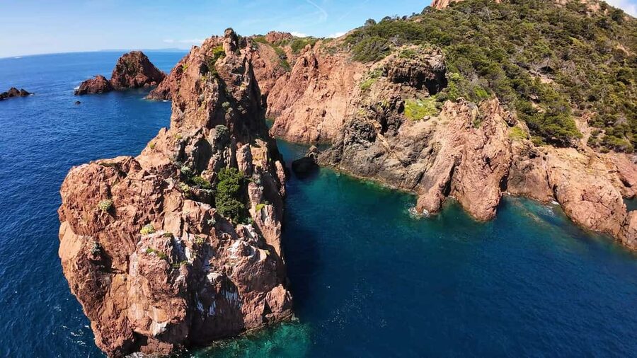 Fréjus : Esterel Calanques Cruise (Comfort Boat) + Swim Stop - Red volcanic cliffs, caves, and Cap Dramont