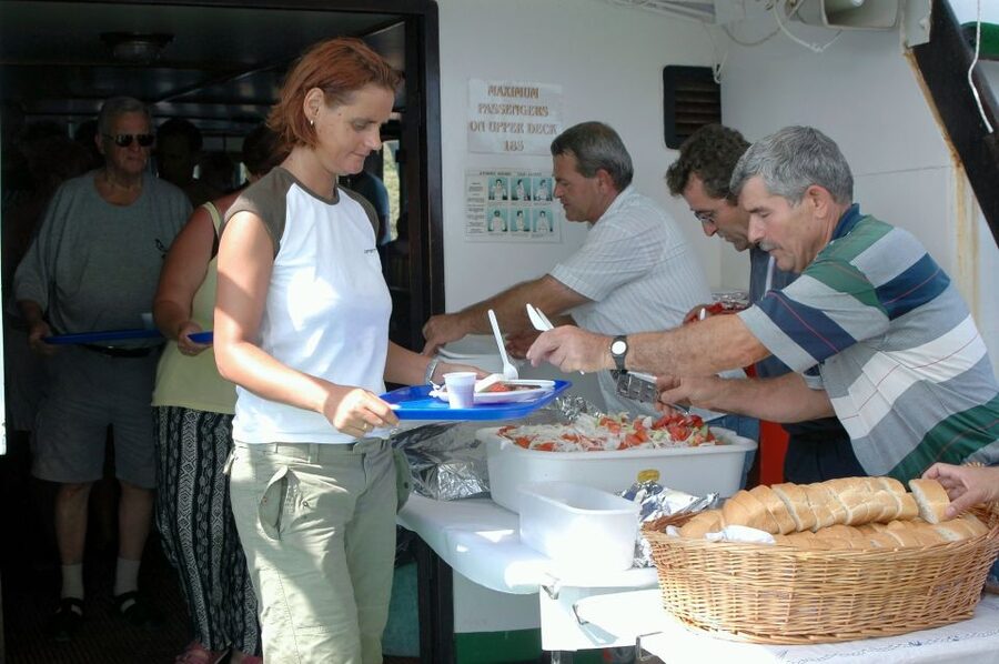 From Ag. Nikolaos: Spinalonga & Kolokytha Cruise with Lunch - Spinalonga: fortress walls and a difficult past