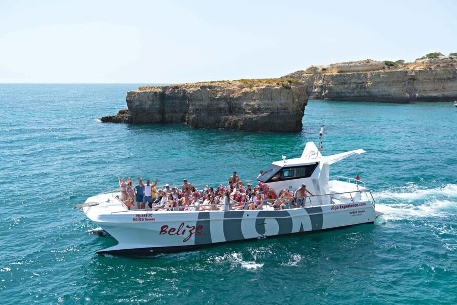 From Albufeira: Dolphins and Caves 2.5-Hour Boat Trip - What the two and a half hours feel like