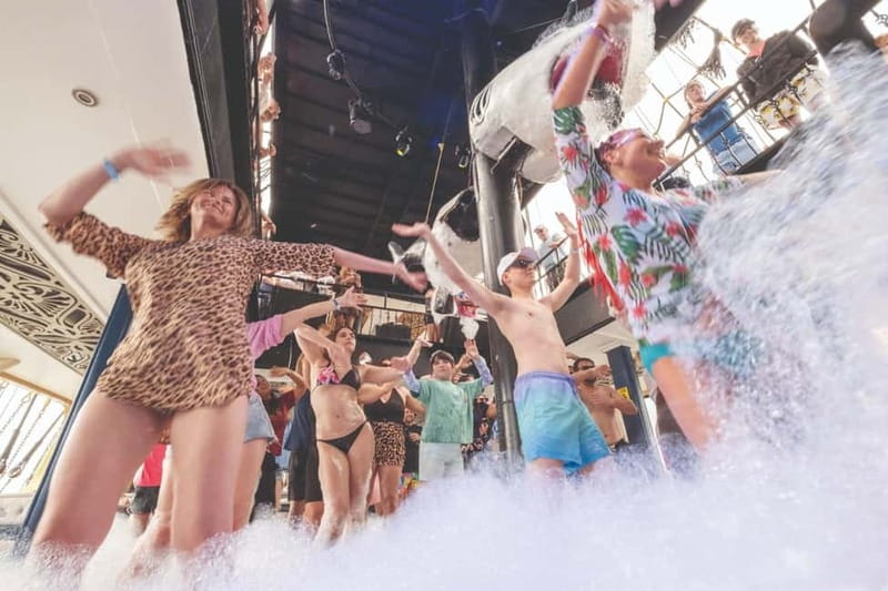 From Antalya/Kemer: All-Inclusive Party Boat with Lunch - Paradise Bay and Lovers Bay