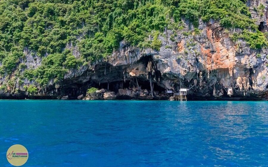From Ao Nang: Phi Phi Islands Day Tour by Boat with Lunch - Pileh Lagoon is the most rewarding swim