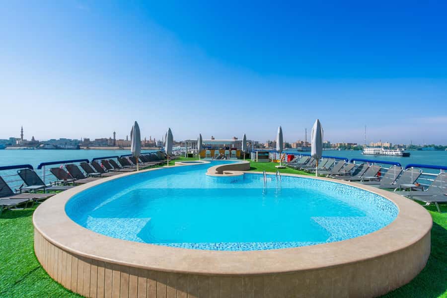 From Aswan: 3-Day Cruise to Luxor with Hot Air Balloon - The guides and the human side of the tour