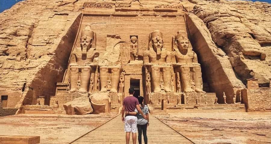 From Aswan:4 Days Nile Cruise Luxor Abu Simbel & Air Balloon - Five things to know before booking