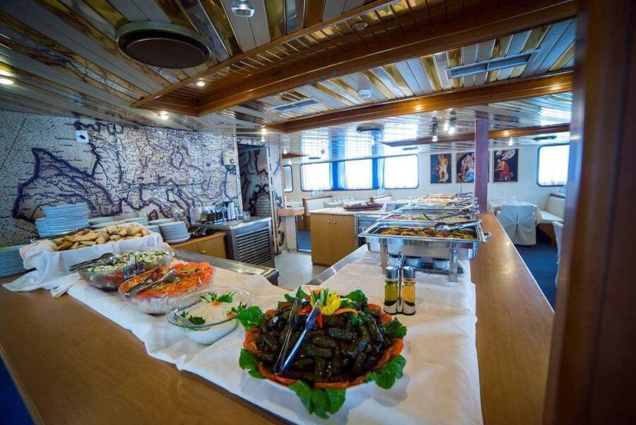 From Athens: Day Cruise to Hydra, Poros & Aegina with Lunch - Getting to Marina Kallitheas without a scramble