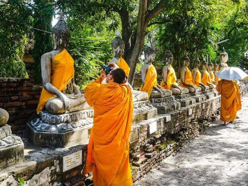 From Bangkok: Ayutthaya Heritage Tour with Sunset Boat Ride - Wat Yai Chai Mongkhon and its tall chedi