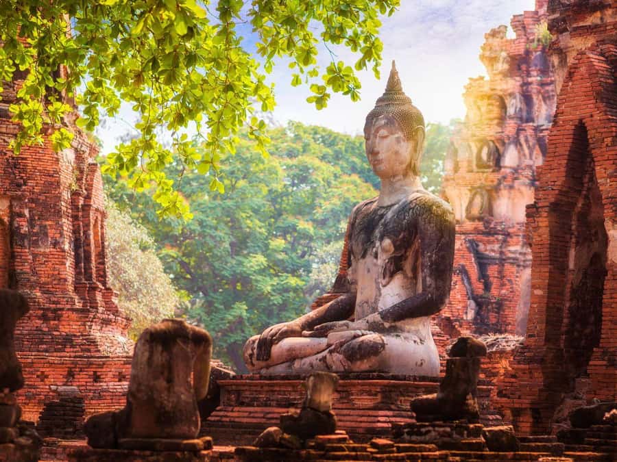 From Bangkok: Ayutthaya Temples and Boat Tour with Lunch - Wat Yai Chai Mongkol and its 62-meter stupa