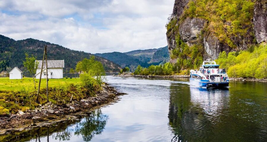 From Bergen: The Original Fjord Cruise to Mostraumen - Five things to know before boarding