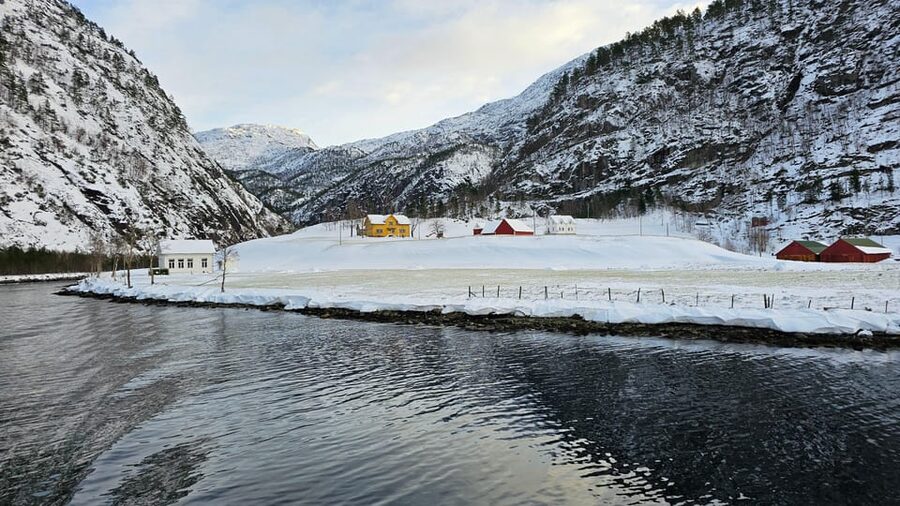 From Bergen: The Original Fjord Cruise to Mostraumen - Winter cruising, ice, rain, and changing routes