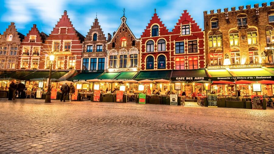 From Brussels: Bruges Day Trip with Boat Tour Option (ENG) - Gruuthuse Palace and the Dijver Canal