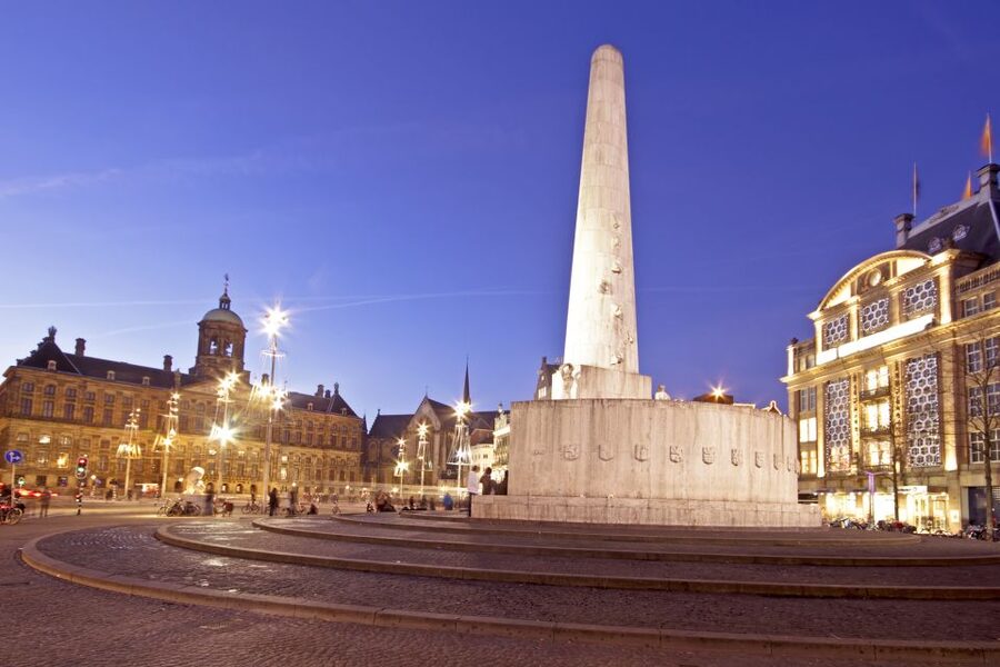 From Brussels: Day Trip to Amsterdam with Canal Boat Cruise - Dam Square and the guided city introduction