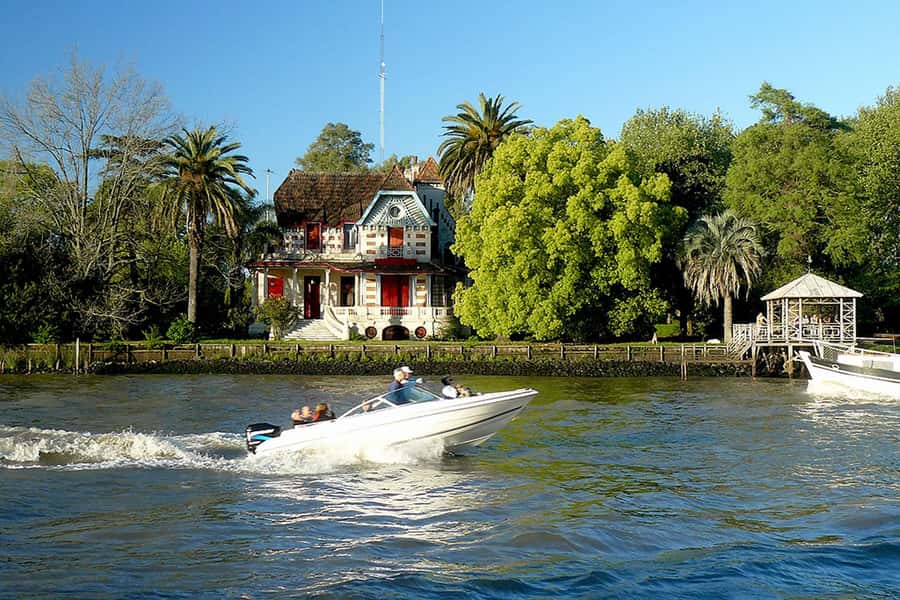 From Buenos Aires: Classic Tigre Delta Tour - The Return: River Stadium and Airport Views