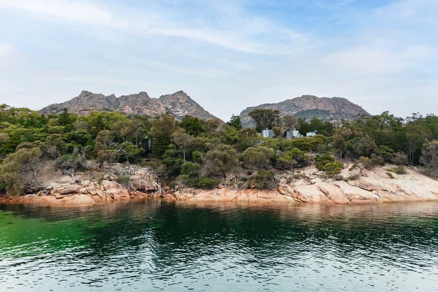 From Coles Bay: Wineglass Bay Cruise with Lunch - A Ploughman’s lunch with a view