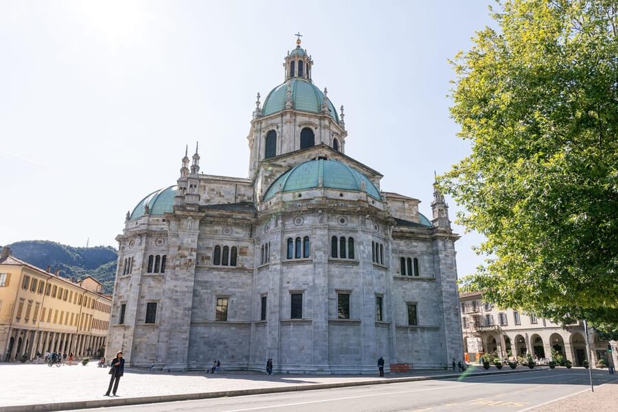 From Como: Bellagio, Como & Lugano Day Tour with Lake Cruise - Como: a useful one-hour introduction