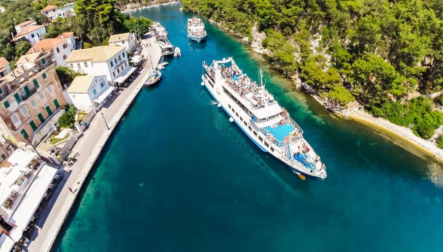 From Corfu: Day Cruise to Paxos, Antipaxos, and Blue Caves - Who should book this day cruise?