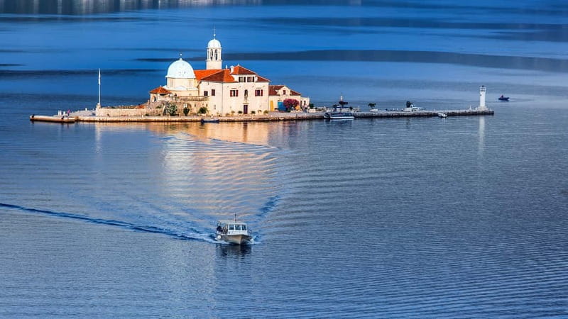 From Dubrovnik: Montenegro Boat Tour from Perast to Kotor - Kotor old town: guided orientation, then freedom