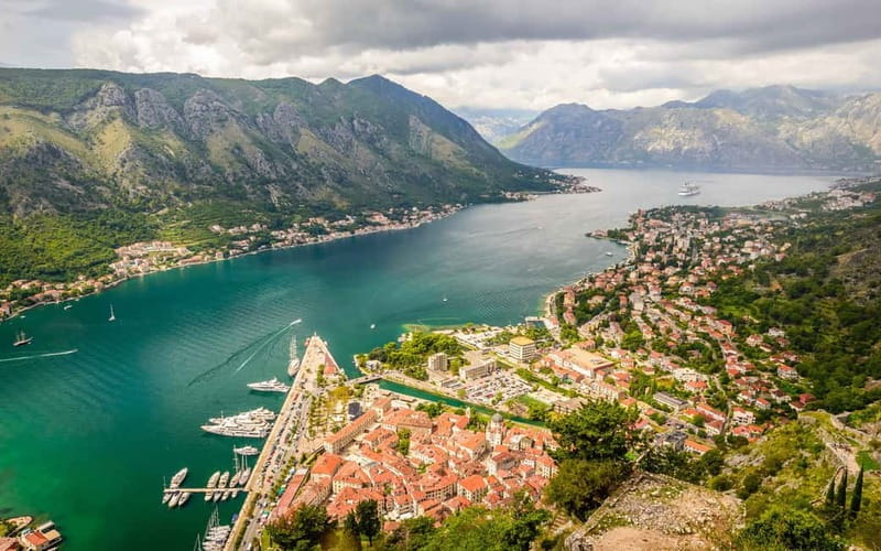 From Dubrovnik: Montenegro Day Trip with Boat Cruise - Perast: a short stop with a big view