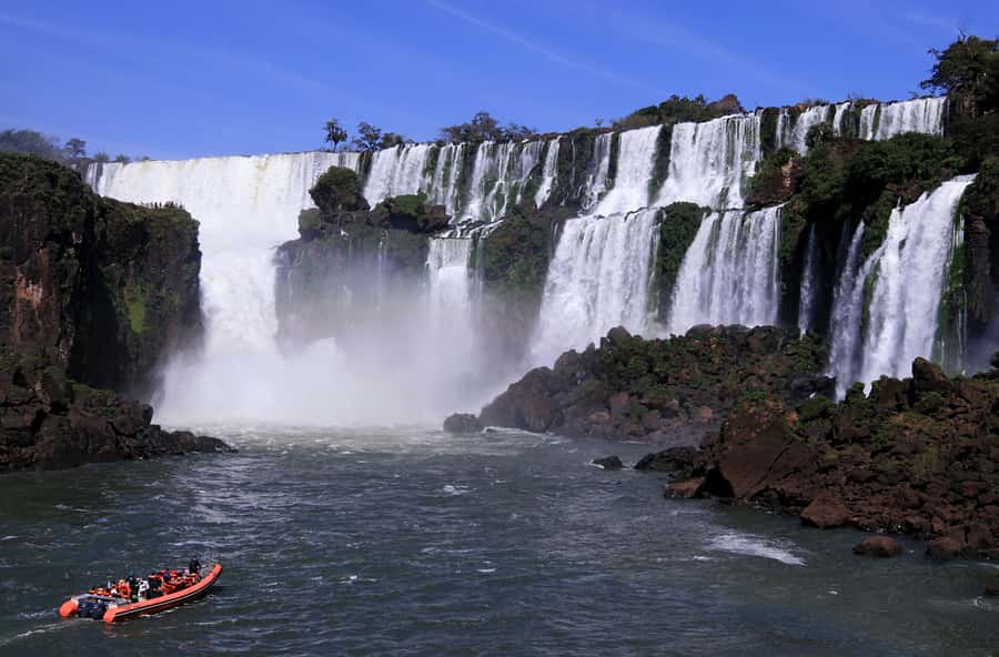 From Foz do Iguaçu: Iguazú Falls Boat Ride Argentina - The guides make or break the day