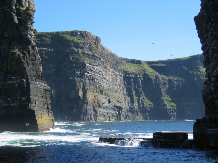 From Galway: Aran Islands and Cliffs of Moher Tour & Cruise - Key points at a glance