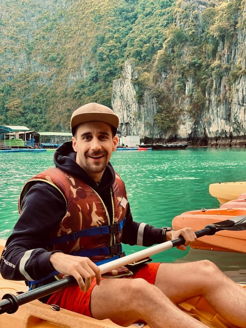 From Hanoi: 2-Day Ha Long Bay Boat Tour - Day one: lunch among the limestone islands