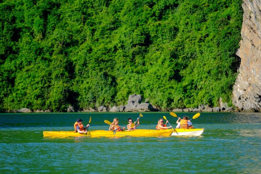 From Hanoi: 2-Day Halong Sapphire Cruise with Balcony Cabin - The return to Hanoi and the real value