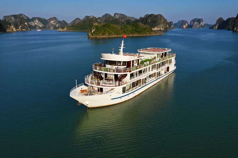 From Hanoi: 2-Day Halong Sapphire Cruise with Balcony Cabin - Boarding the Sapphire Cruise at noon