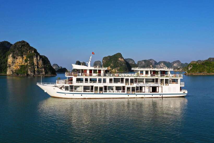 From Hanoi: 2-Day Halong Sapphire Cruise with Balcony Cabin - Dark and Bright Cave by kayak or rowing boat