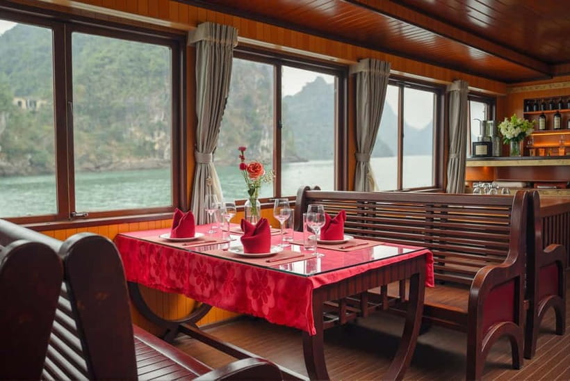 From Hanoi/Cat Ba: Lan Ha Bay Full-Day Boat Trip - Lunch at Ong Cam Islet