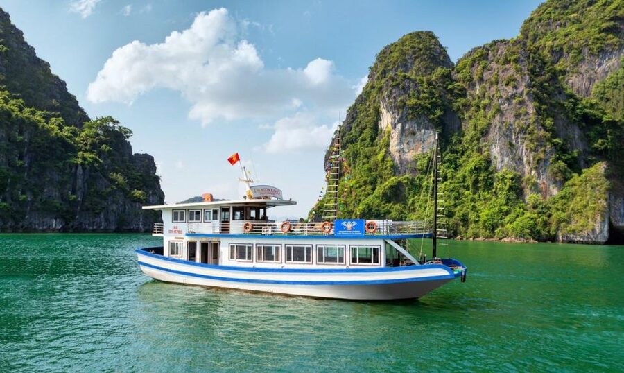 From Hanoi: Halong Bay Deluxe Cruise Day Trip - Why this Halong Bay day trip works