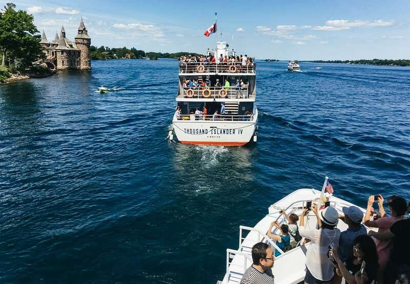 From Ivy Lea: 1000 Islands Boldt Castle Scenic Cruise - Narration, seating, and what the boat feels like