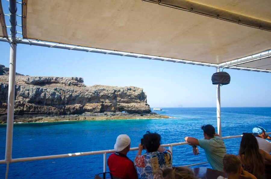 From Kissamos Port: Boat Cruise to Balos Lagoon - Leaving Kissamos Port and crossing the bay
