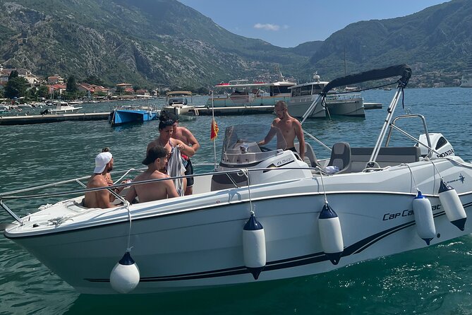 From Kotor: Boat to Blue Cave & Lady of the Rocks &Submarine Base - Group size, comfort, and the crowd problem