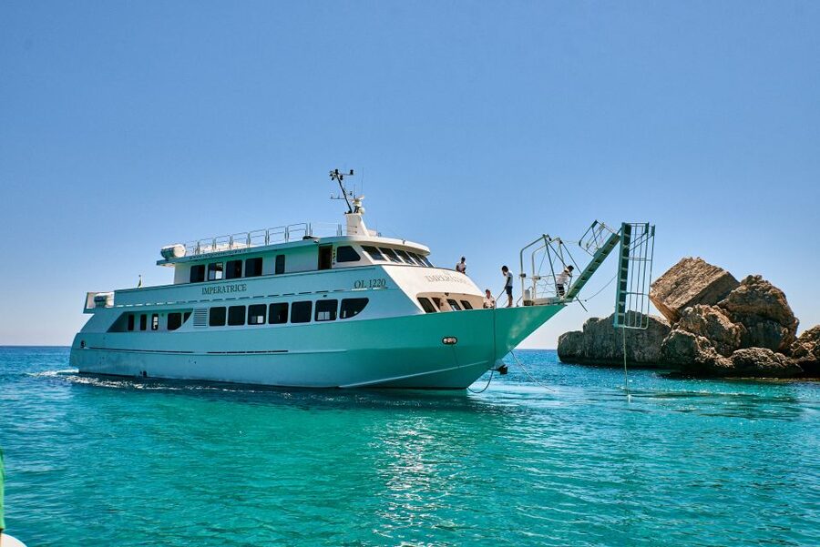 From La Caletta or Orosei: Gulf of Orosei Cruise - Cala Mariolu: the visual high point