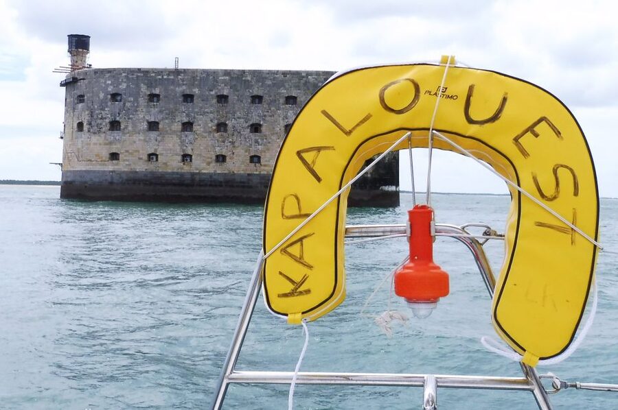 From La Rochelle: Sailing Cruise to Fort Boyard - Who will enjoy this Fort Boyard cruise?