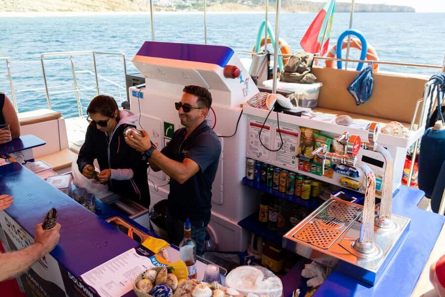 From Lagos: Algarve Golden Coast Cruise - Who should book this cruise?